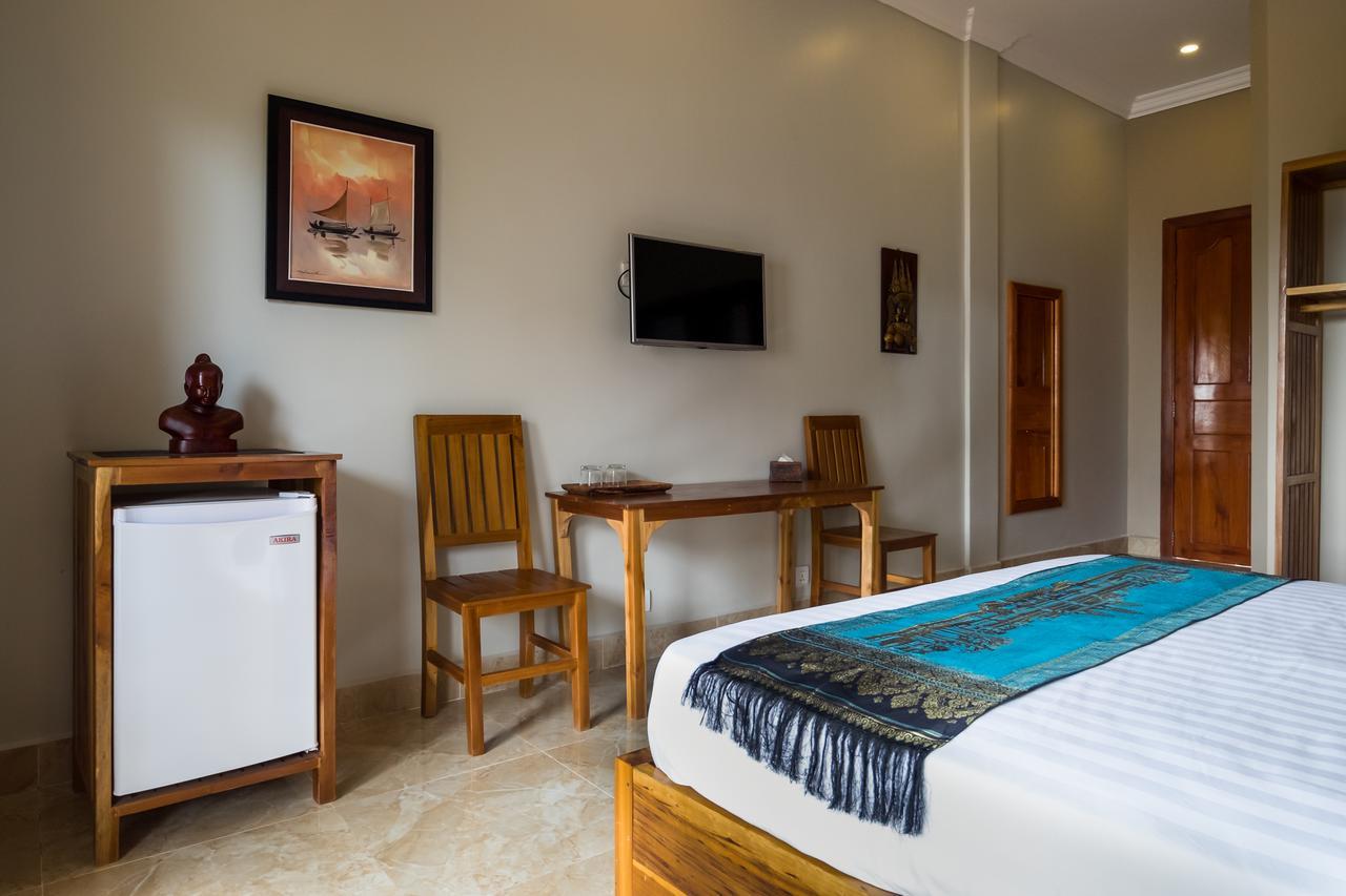 Riviera Hotel & Resort Kep Ngoại thất bức ảnh